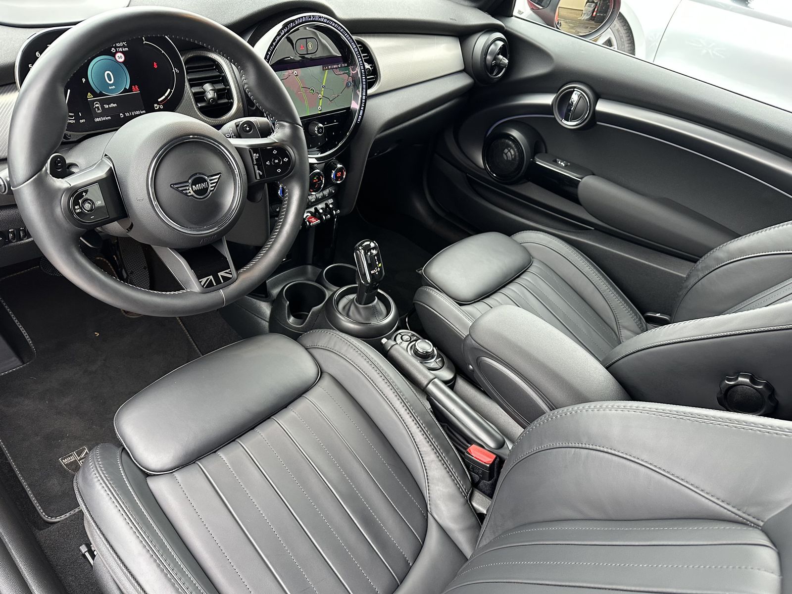 Fahrzeugabbildung MINI Cooper S Cabrio Aut. Piano Black NAV+LED+HUD+KAM
