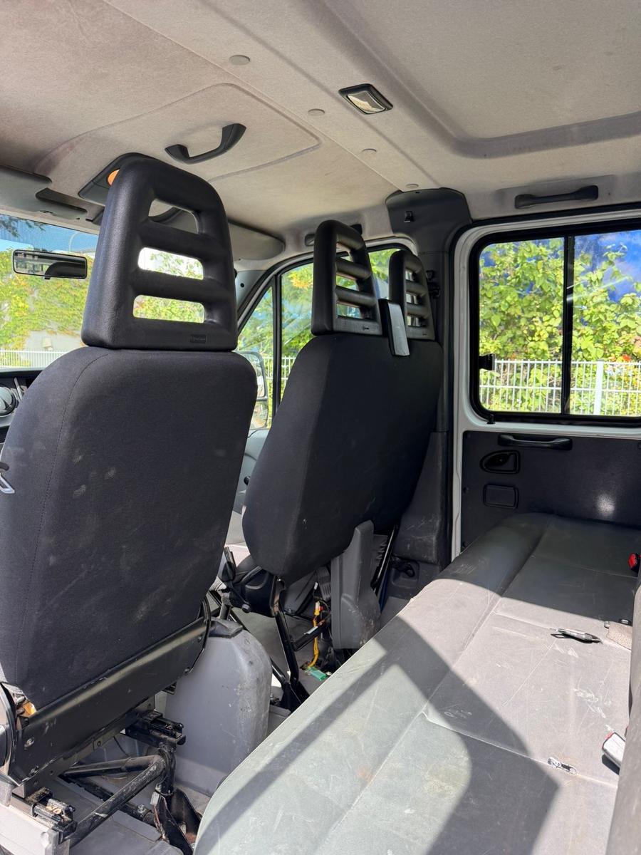Iveco Daily 2.3 HPi Pritsche Doka 