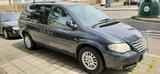 Chrysler Voyager 2.8 CRDI  7 Sitze - Chrysler Voyager mit Diesel-Antrieb