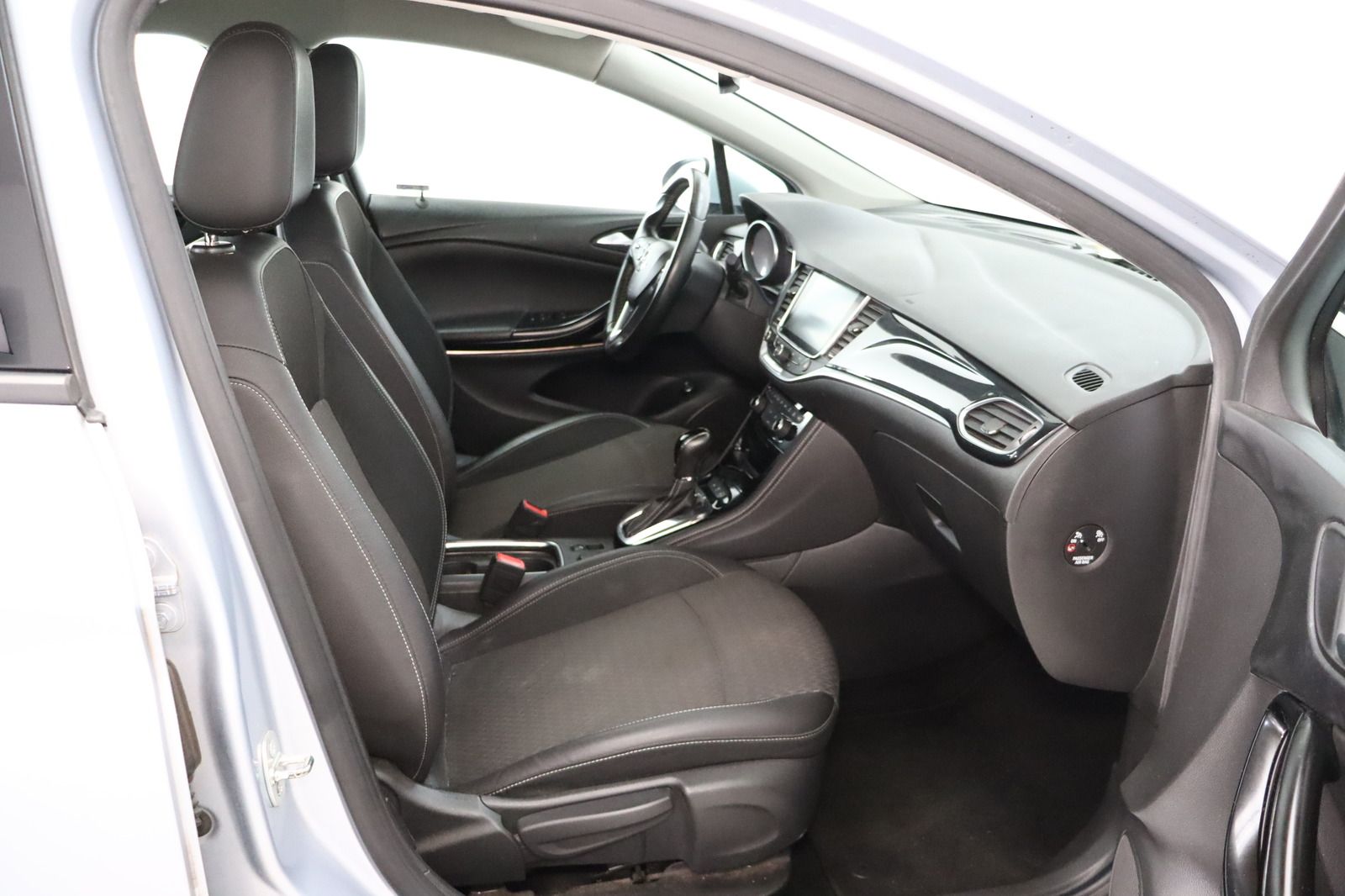 Fahrzeugabbildung Opel Astra K Sports Tourer * Navi * HU/AU neu *