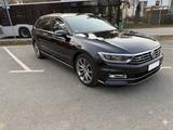 Volkswagen Passat Variant 2.0 TDI R-Line ACC AHK DSG 4M Key - Volkswagen Passat Variant mit Diesel-Antrieb: Vollleder, Standheizung
