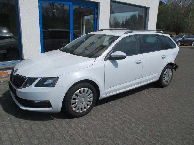 Skoda Octavia III Combi Ambition 1.6 TDI DSG   Unfall