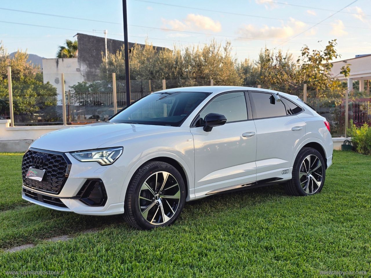 Audi AUDI Q3 SPB 35 TDI S tronic S line edition imagem 3