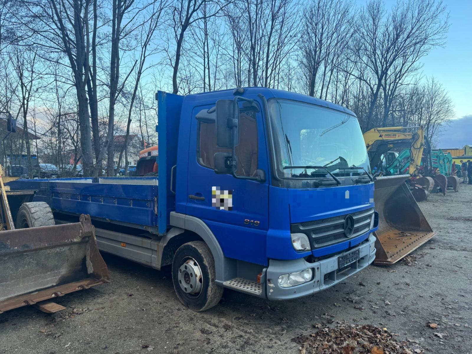 Mercedes-Benz Atego 818