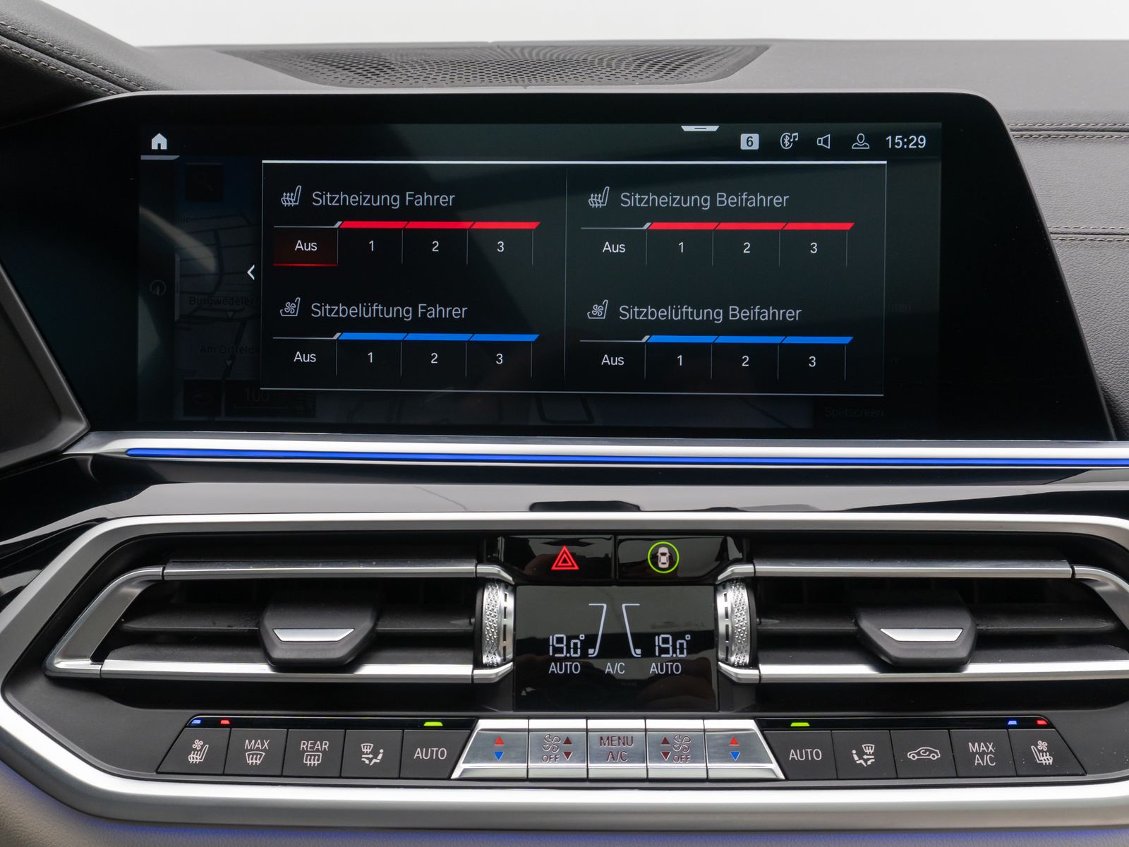 Fahrzeugabbildung BMW X5 xD30d M Sport 360°SoftCl HUD Panorama Belüftu
