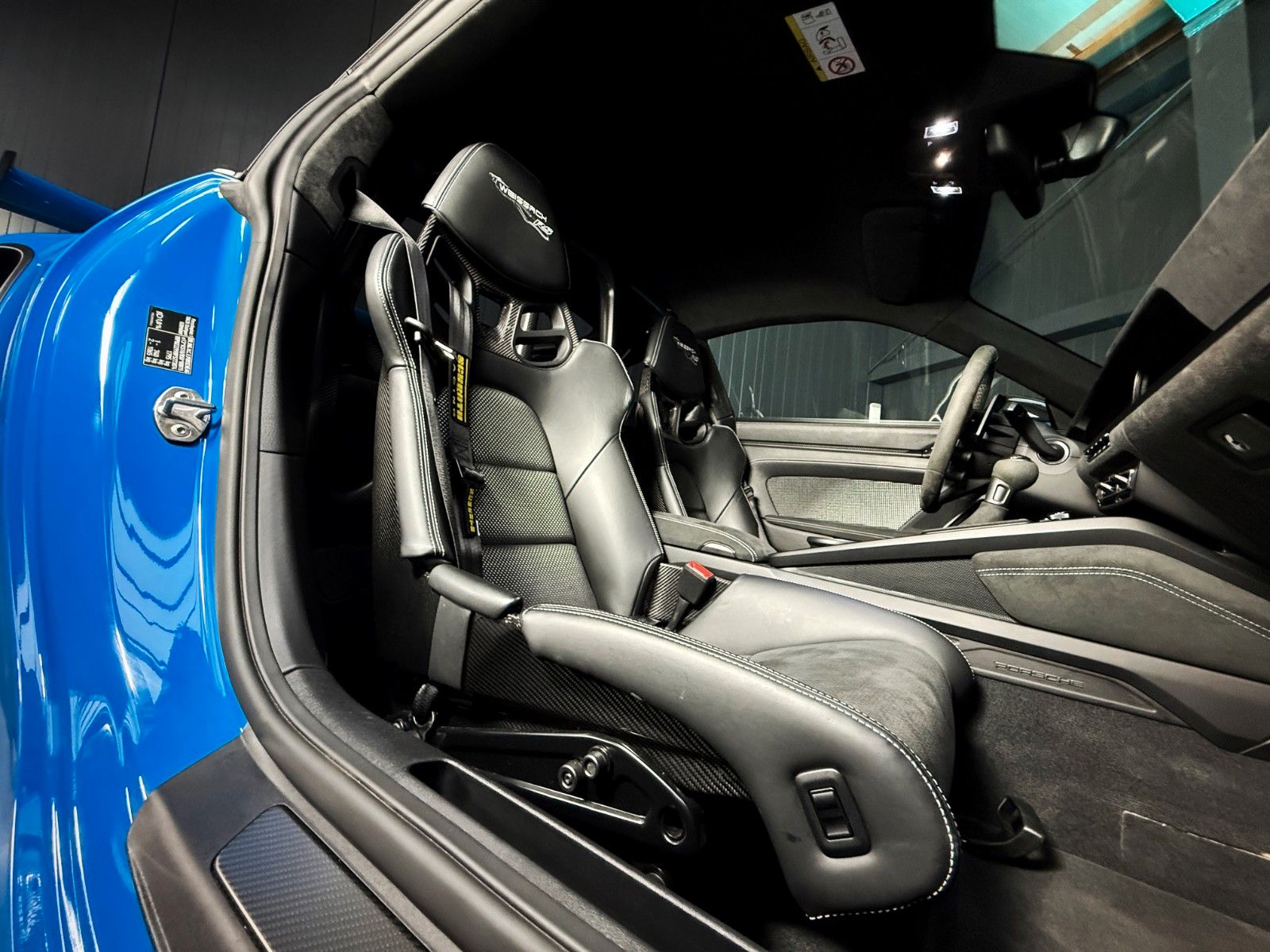 Fahrzeugabbildung Porsche 992 GT3 RS + Approved + Weissach + Sharkblue