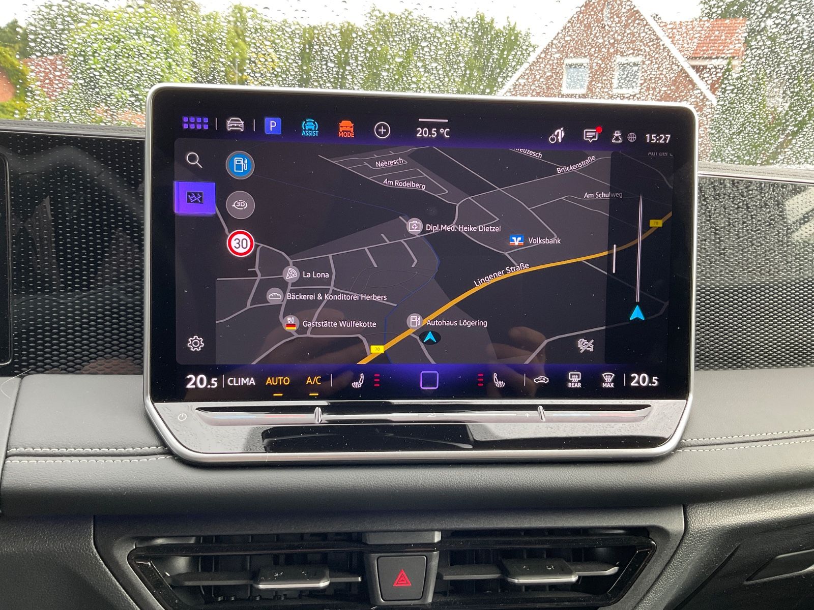 Fahrzeugabbildung Volkswagen Tiguan 1.5 eTSI DSG GOAL,AHK,Kamera,Navi,ACC,IQL