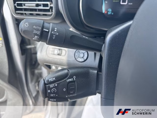 Citroën ë-Berlingo M Elektromotor 136 SHINE