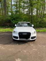 Audi Q5 2.0 TDI 140kW S Tronic Quattro - S Line Paket - Audi Q5 mit Diesel-Antrieb: Leder