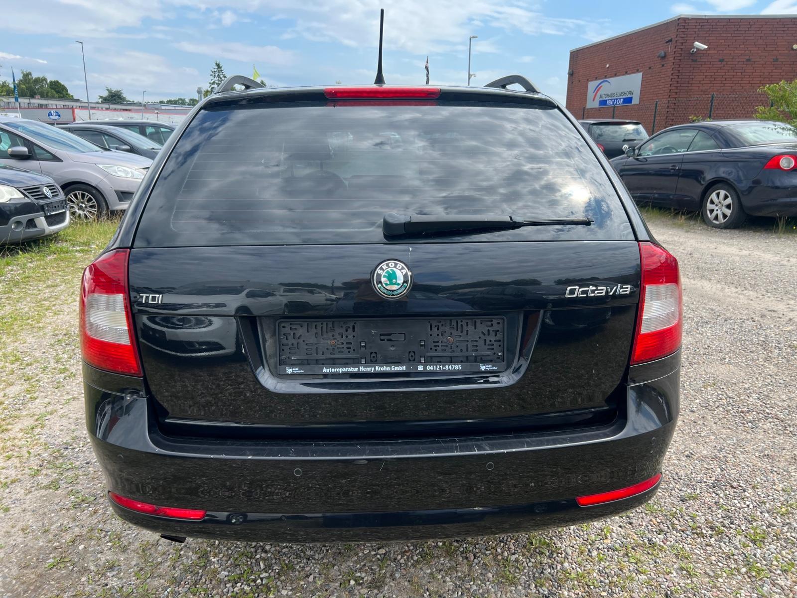 Skoda Octavia 2012 — photo 9