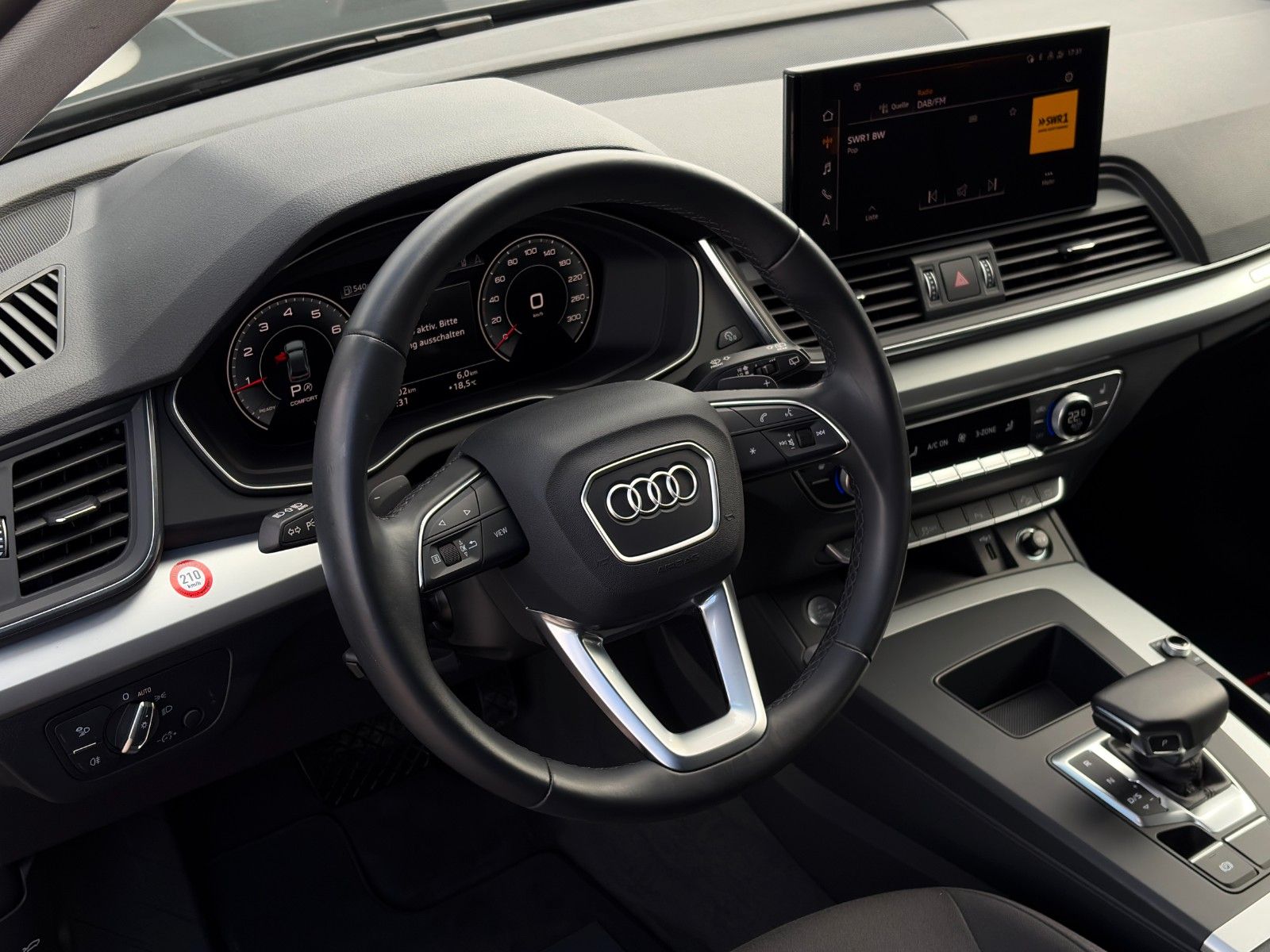Fahrzeugabbildung Audi Q5 45 TFSI quattro S-line 3-Z.Klima Temp CAM VC
