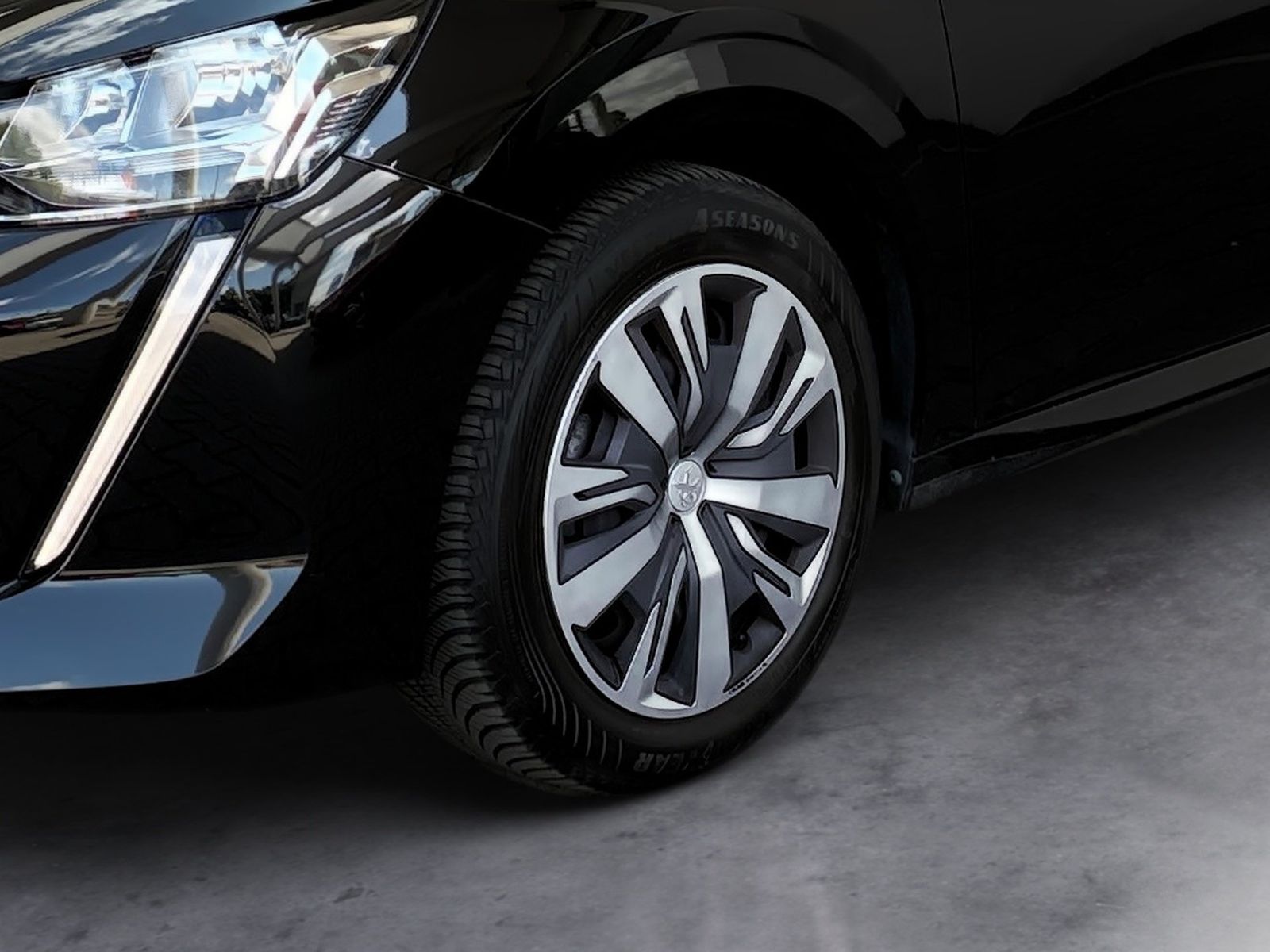 Fahrzeugabbildung Peugeot 208 1.2 PureTech 75 Active LED,SHZ,Keyless,SpurH