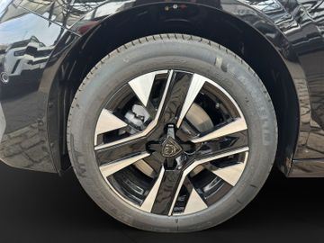 Peugeot 208 Allure HYBRID 110 e-DSC6 +KAM+SHZ+PDC+LED