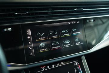 2018 AUDI Q8 缩略图 39