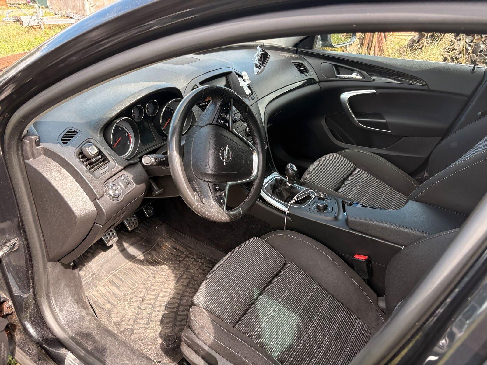 Opel Insignia 2010 — photo 5