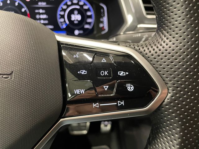 Tiguan R-Line 2.0 TSI DSG 4M AHK NAVI LED
