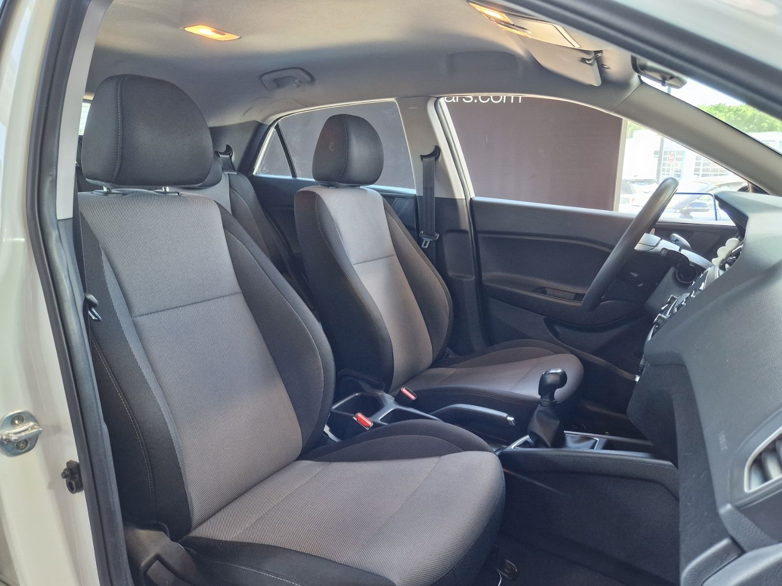 Fahrzeugabbildung Hyundai i20 Pure KLIMA