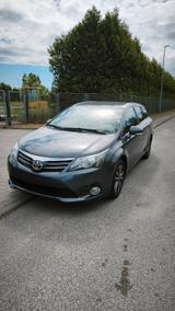 Toyota Avensis Combi 1,8-l-Valvematic Edition 2014 ... - Toyota Avensis Combi Gebrauchtwagen