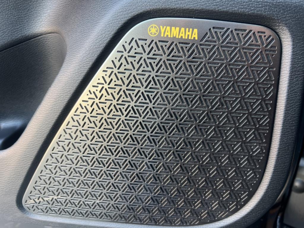 Mitsubishi Plug-in Hybrid Outlander TOP BLACK LUXURY MASSAG
