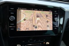 VW Passat Variant 2.0 TDI Business Navi AHK CarPlay VW Passat Variant 2.0 TDI Business Navi AHK CarPlay