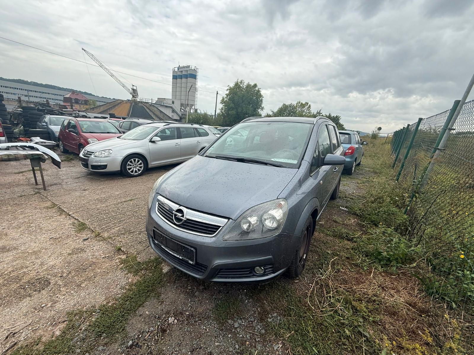 Opel Zafira B 7 Sitz