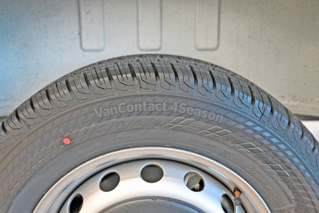 Fahrzeugabbildung Renault Master dCi 150 PS Kasten L3H2 AHK Klima #23T047
