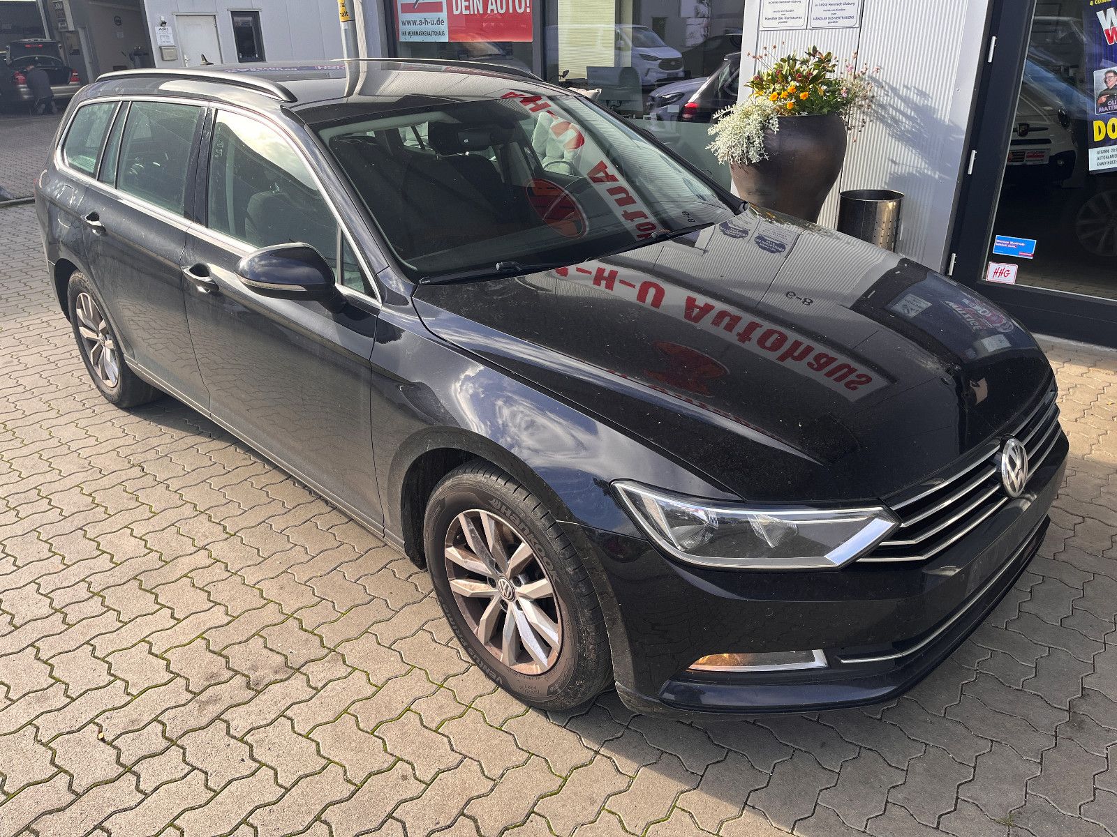 Fahrzeugabbildung Volkswagen Passat Var. Comfortline 2.0 TDI Seitenschaden