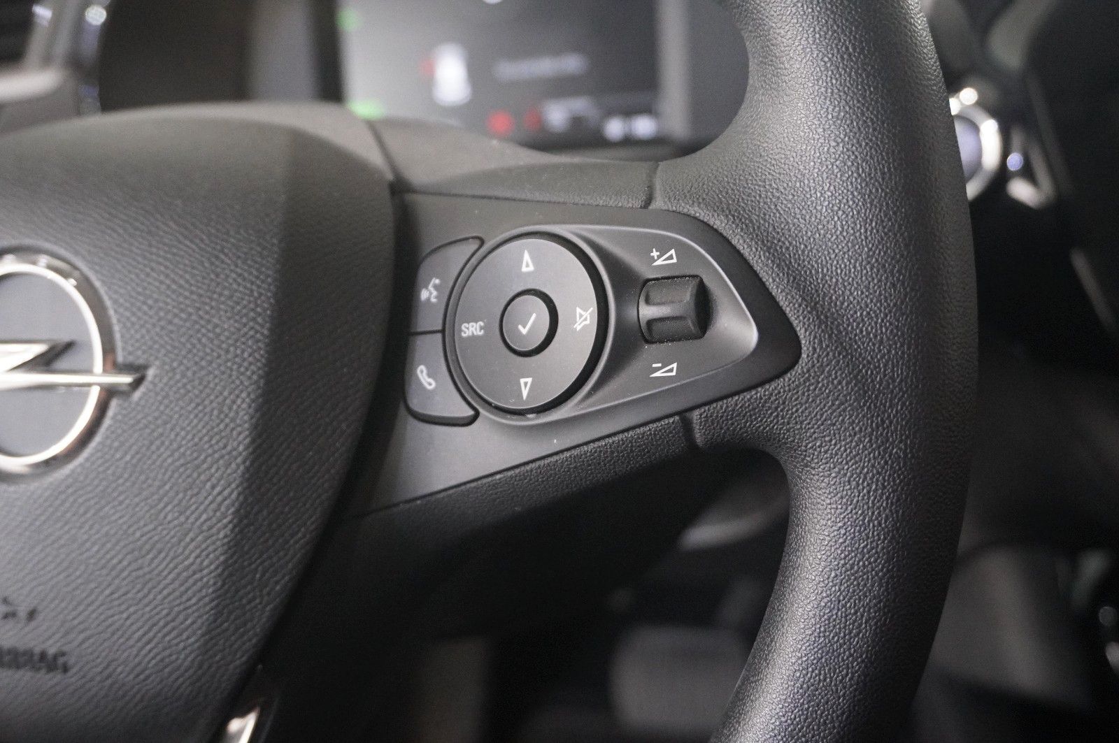 Fahrzeugabbildung Opel Corsa-e  EDITION 7,4kw/50kwh/Allwetter/