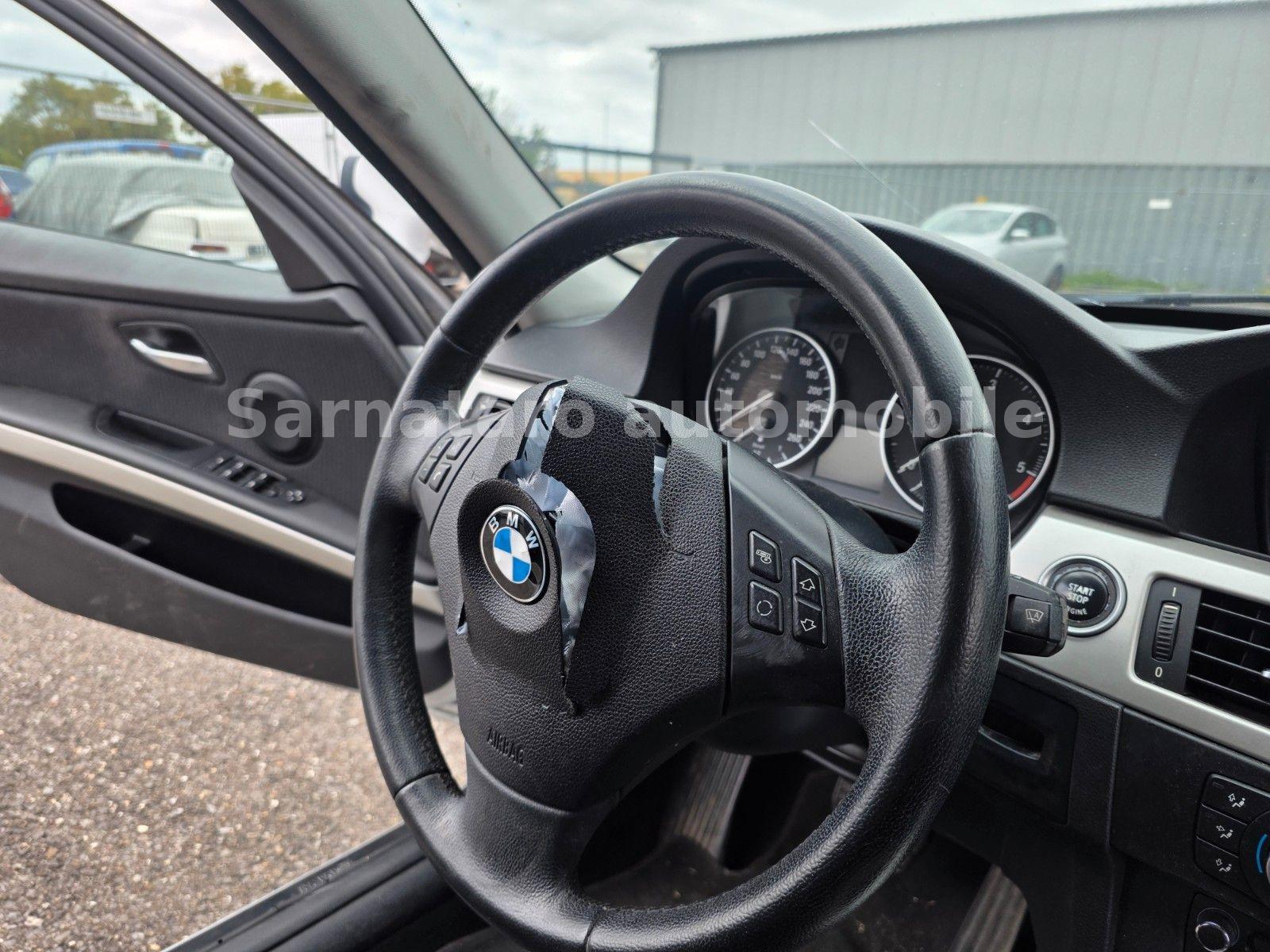 BMW 318 2012 — photo 23