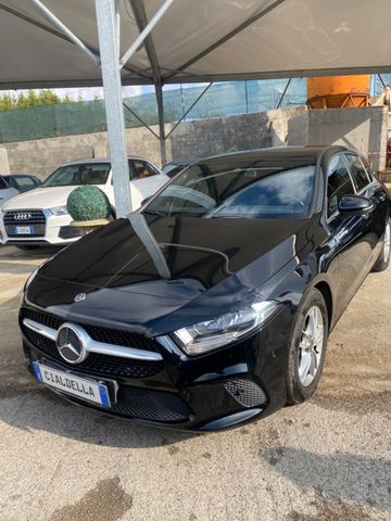 Mercedes-Benz Mercedes-benz A 180 d Automatic Premium