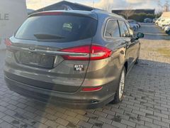 Fahrzeugabbildung Ford Mondeo Hybrid Titanium LED Spur Automatik Kamera