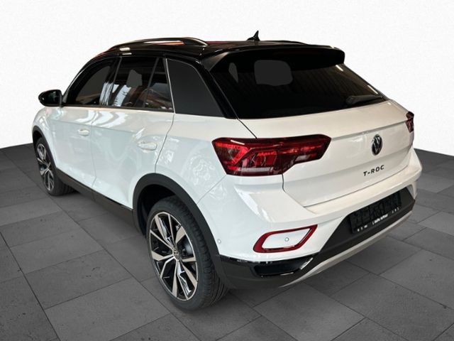 Fahrzeugabbildung Volkswagen T-Roc 2,0 TDI DSG BLACK STYLE AHK NAVI KAMERA TR
