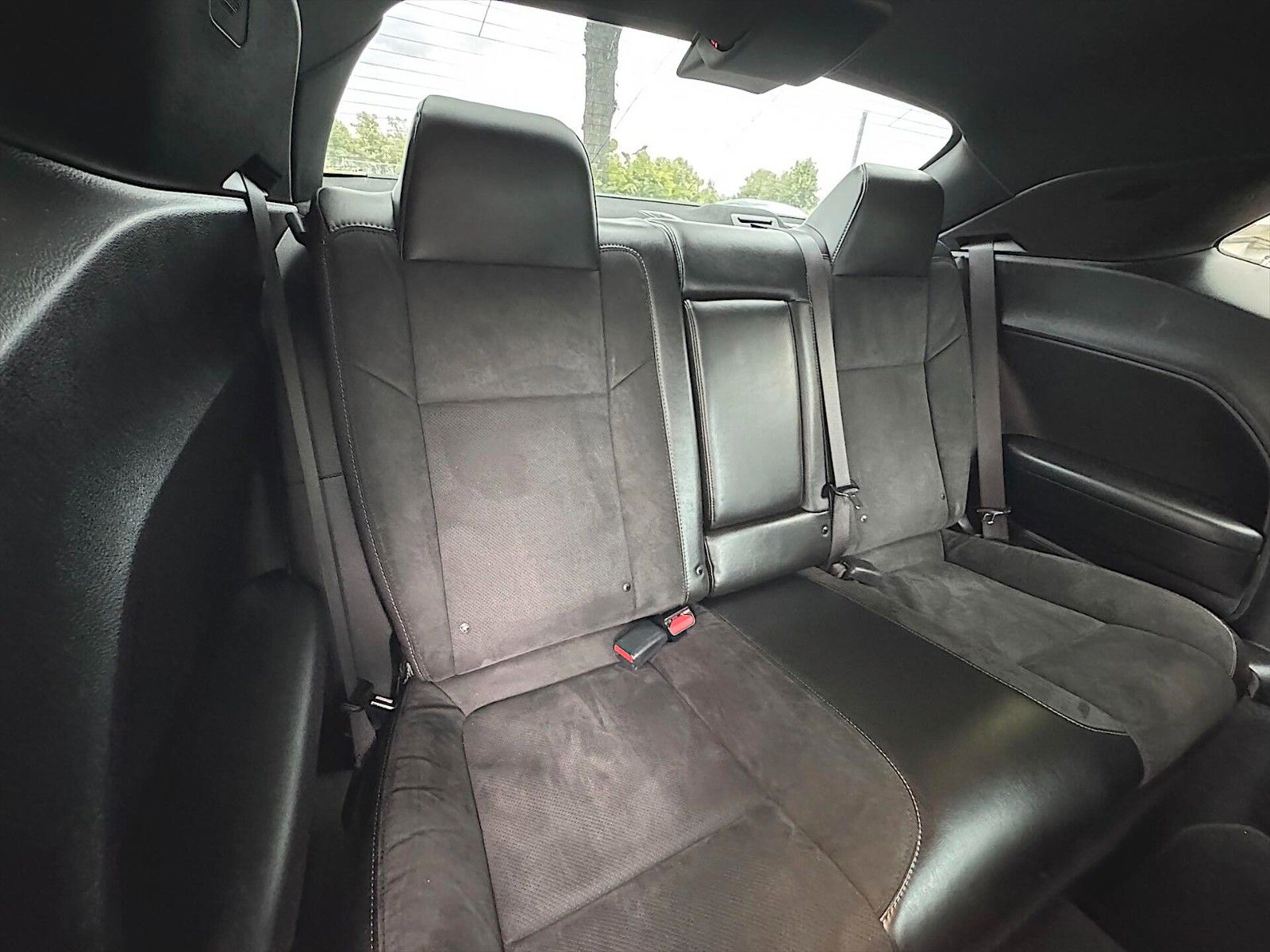 Fahrzeugabbildung Dodge Challenger 6.4 V8 SRT 392 SCAT PACK SHAKER R/T