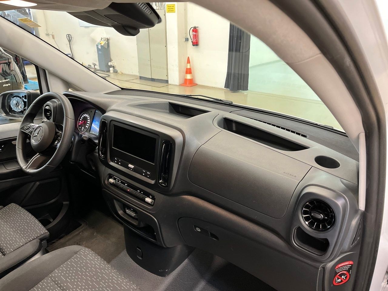 Fahrzeugabbildung Mercedes-Benz Vito 116 CDI 9G Klima Kamera SHZ