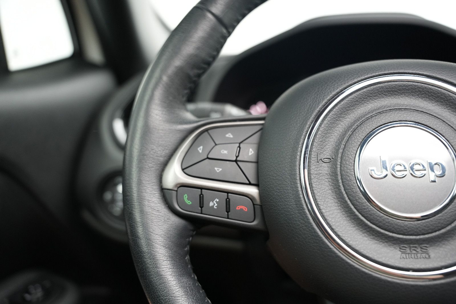 Fahrzeugabbildung Jeep Renegade S Plug-In-Hybrid 4xe *Panorama*Navi*SHZ