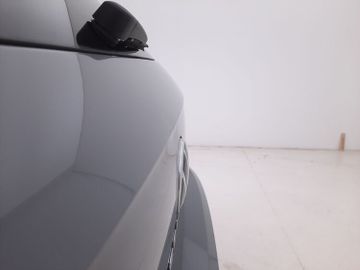 Volkswagen Golf - 6
