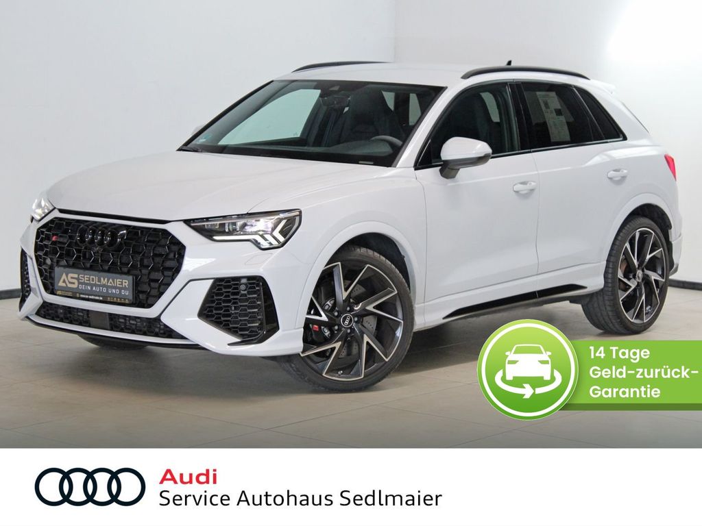 Image of Audi RSQ3