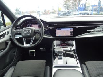 Audi Q7 - 9
