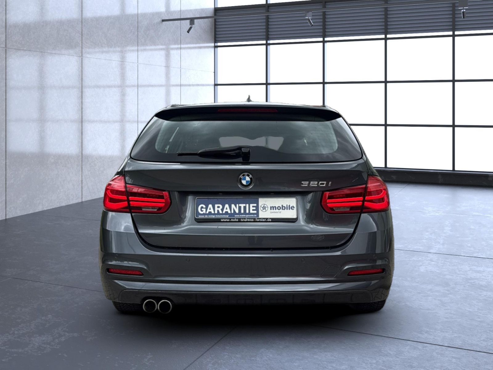 Fahrzeugabbildung BMW 320 i Touring/ unfallfrei