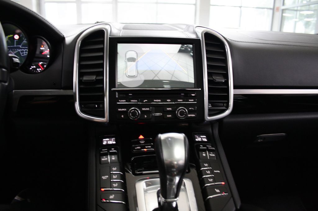 Porsche Cayenne Diesel 2. Besitz LUFT BOSE PANO LEDER