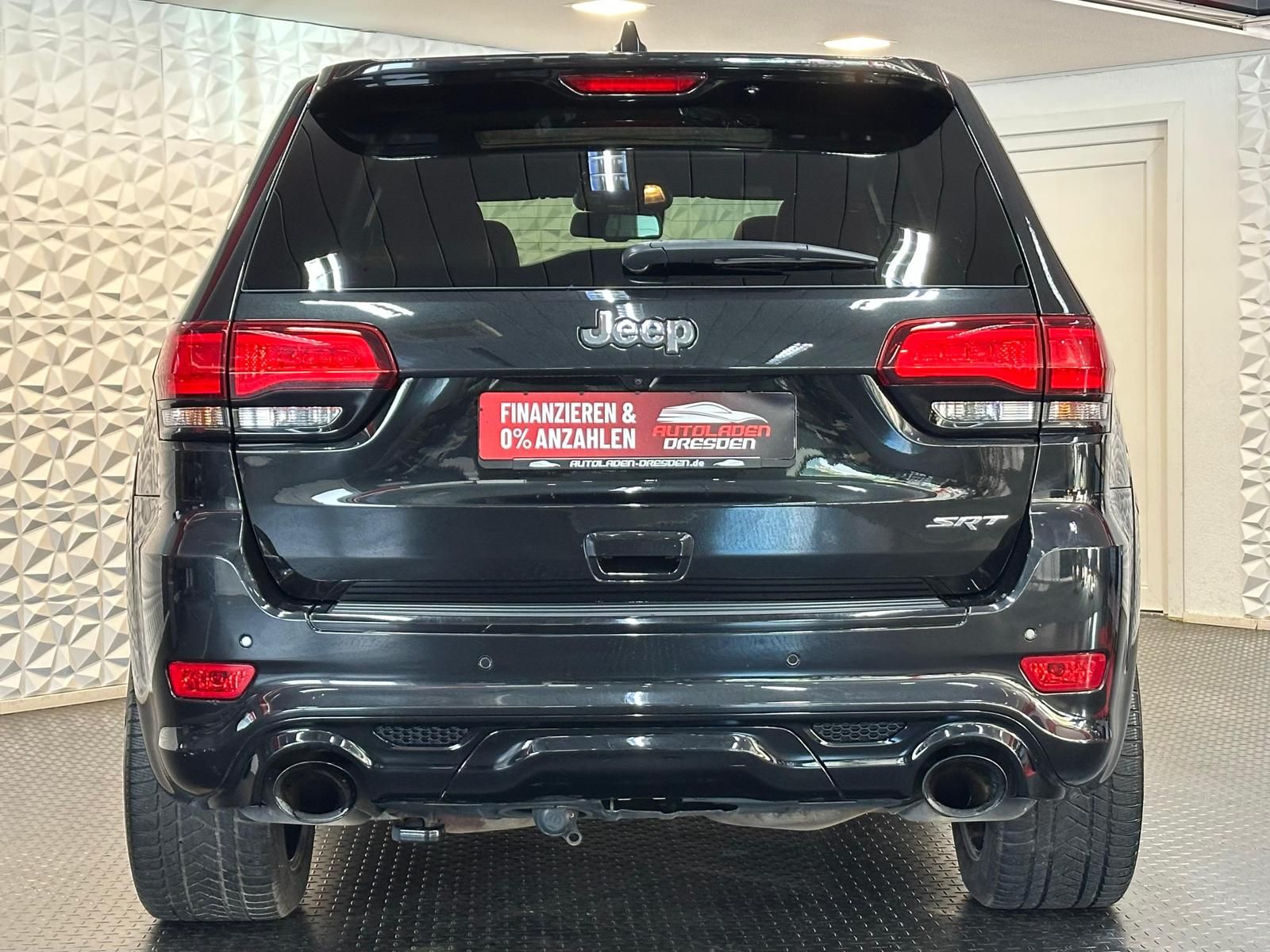 JEEP Grand Cherokee 6.4 HEMI SRT 4x4* BIXEN#AHK#PANO - Image 6