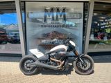 Harley-Davidson FXDR 114 - Top Gepflegt - Neuwertig - Kesstech - Offers matching your search criteria