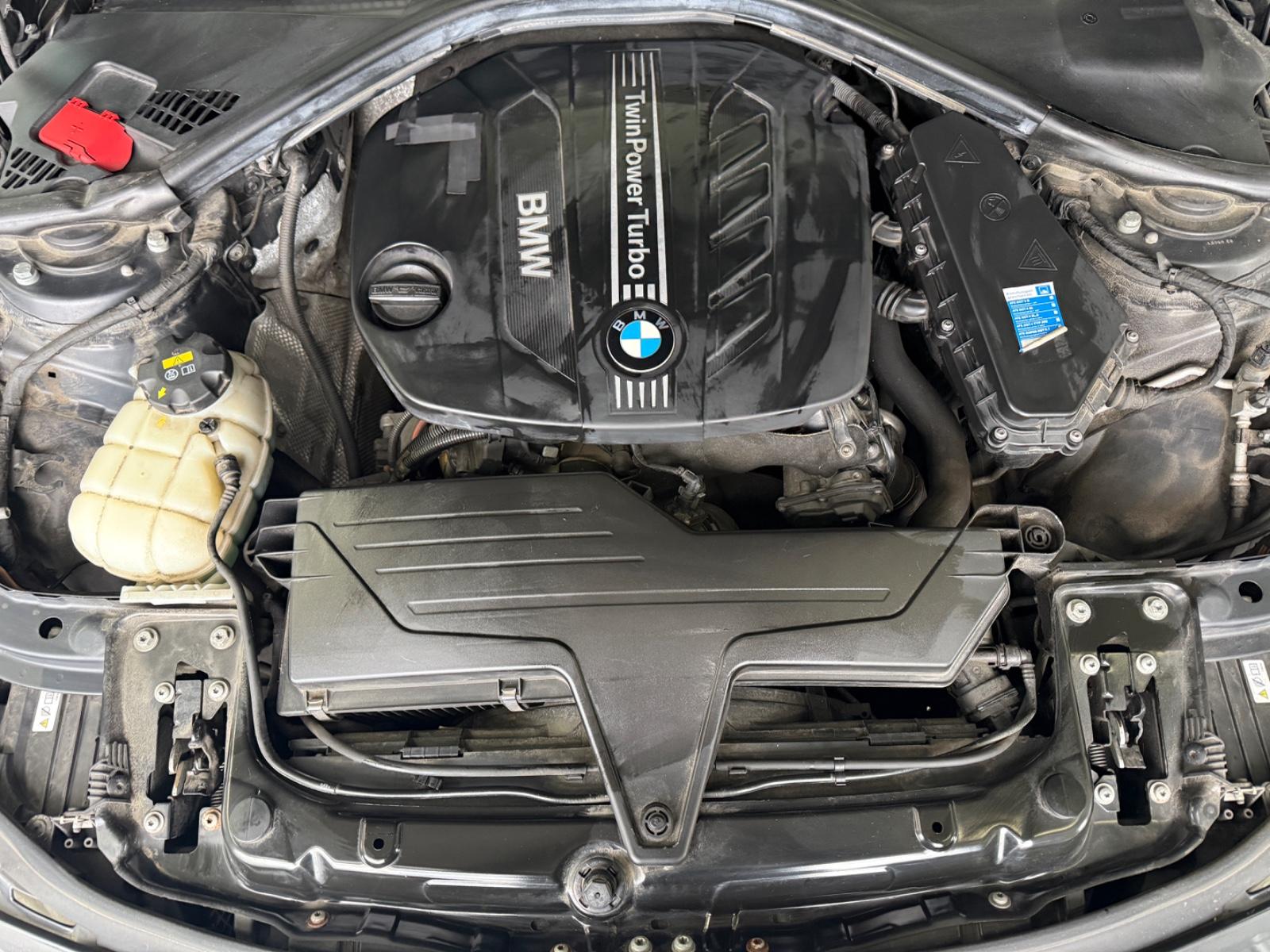 BMW 320 d*SPORT*AUTO*PANO*NAVI*CAM*HUD*BI-XN*LED*TMP