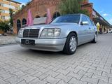 Mercedes-Benz W124 E 280 Sportline 
