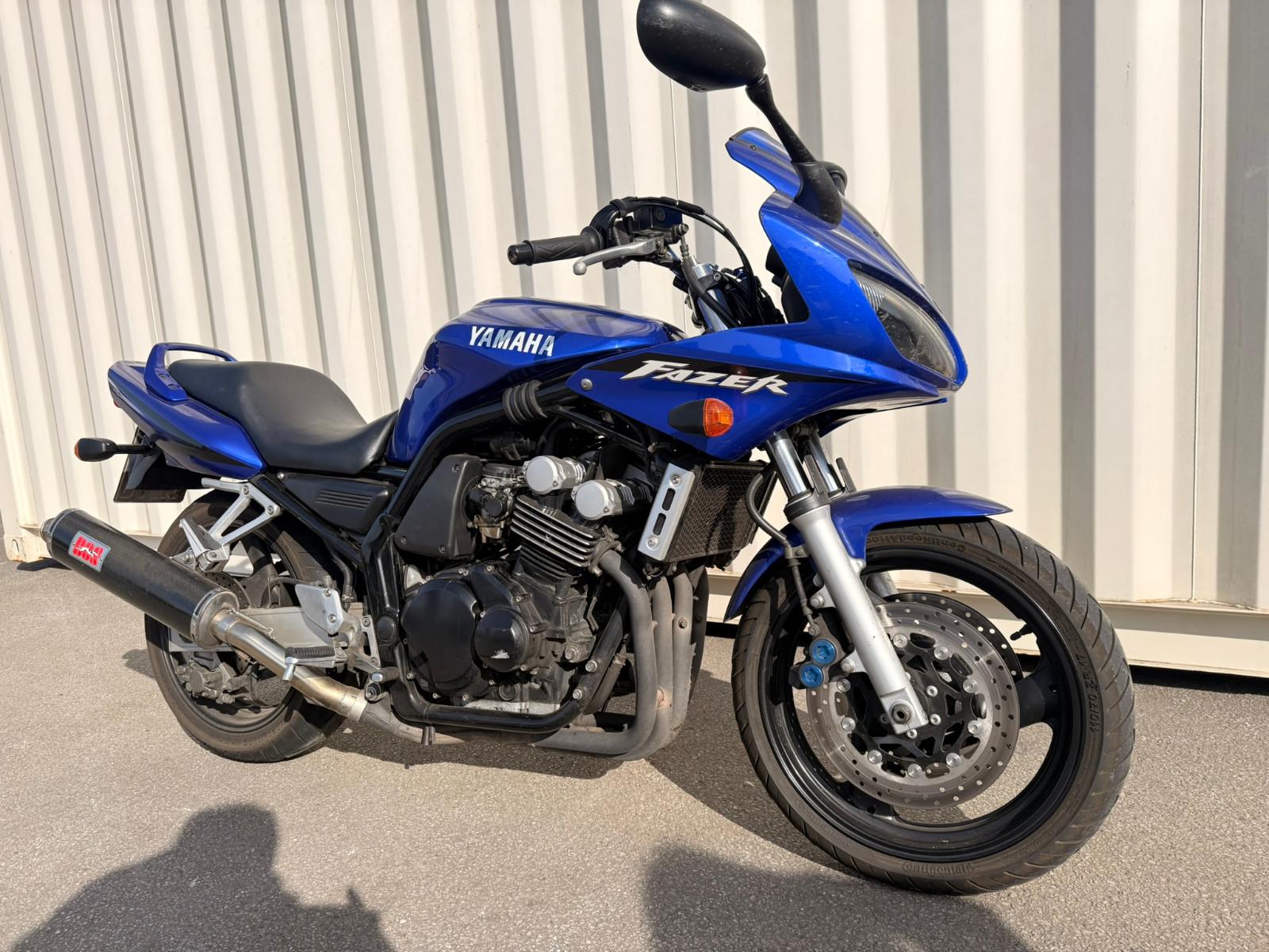Yamaha Fazer 600 FZ6 tiefergelegt