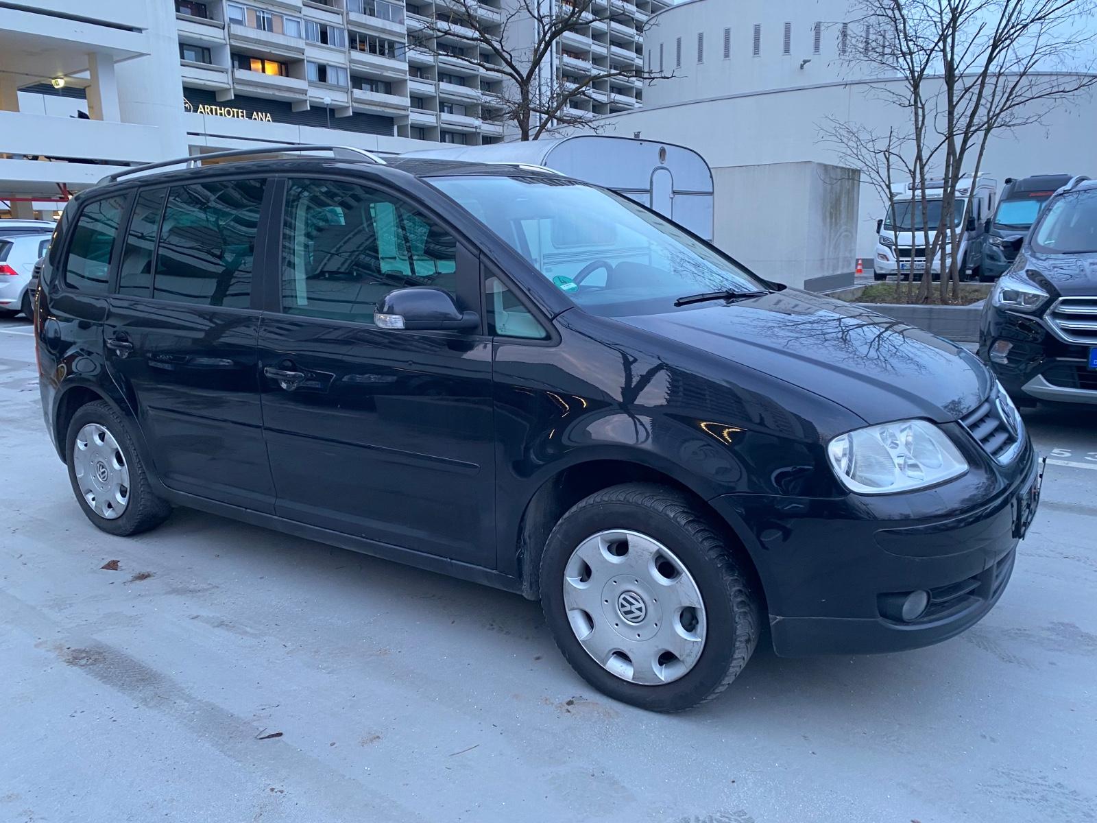 Volkswagen Touran 2.0 Tel.01708044052 AHK 7 X Sitze Klima