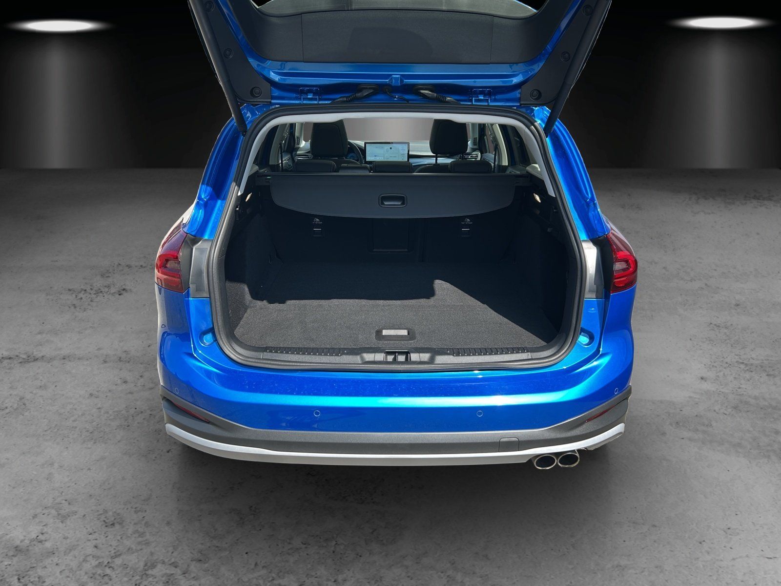 Fahrzeugabbildung Ford Focus 1.5 Active X Aut./LED/KAMERA/ACC/SHZ/PANO/