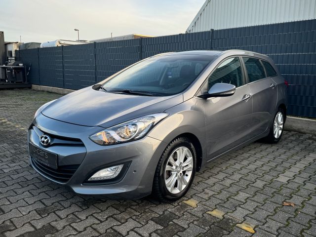 Hyundai i30 cw Trend (PANO/SHZ/PDC/L