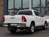 Toyota Hilux 2.4 D-4D-F Double Cab 4x4 Euro 6 - Toyota Hilux in Düsseldorf