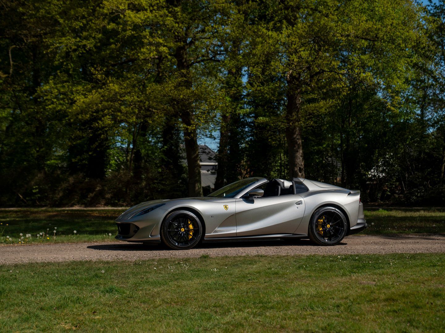 Ferrari 812 GTS 6.5 V12 HELE | Alluminium Lucido | Racin imagem 3
